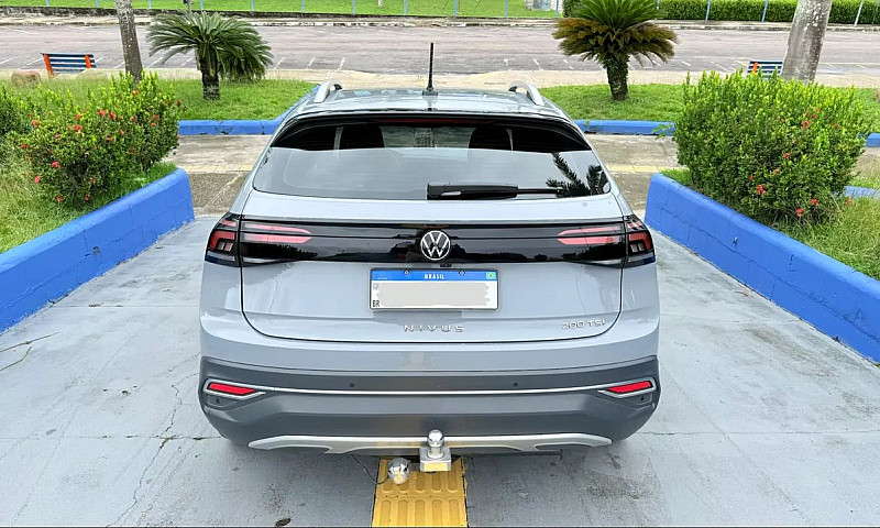 Volkswagen Nivus Hig...