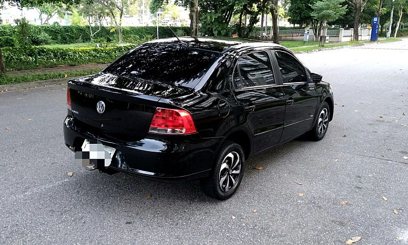 Volkswagen Voyage 1....