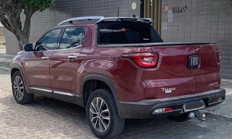 Fiat Toro Volcano 2....
