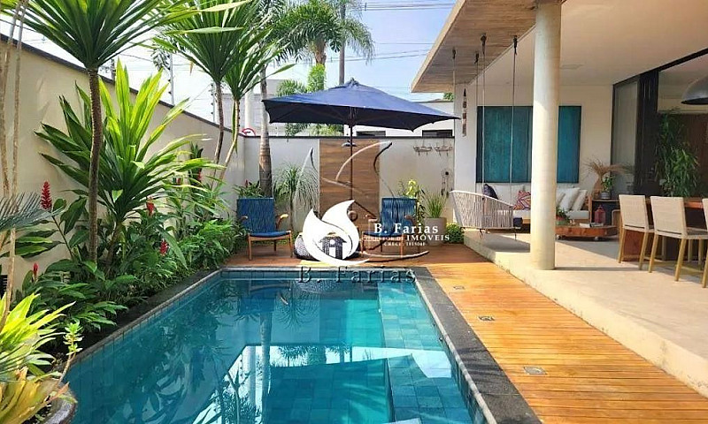 Casa Com 4 Dormitóri...