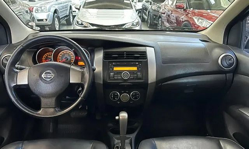 Nissan Livina Sl 1.8...