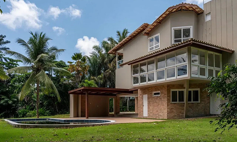 Casa De Condomínio P...