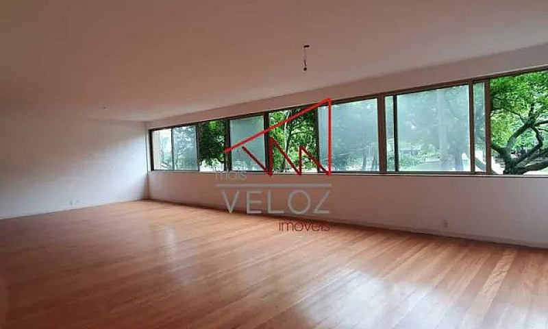 Apartamento-À Venda-...