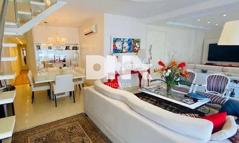 Apartamento-À Venda-...