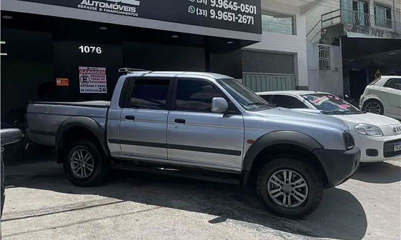 Mitsubishi L200 Outd...