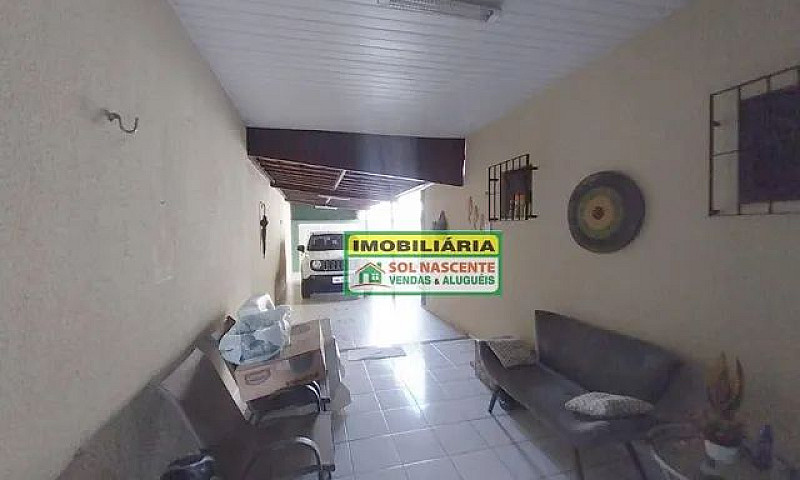 Casa Com 3 Dormitóri...