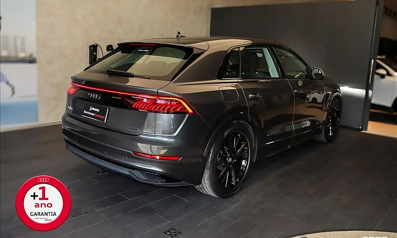 Audi Q8 2019...