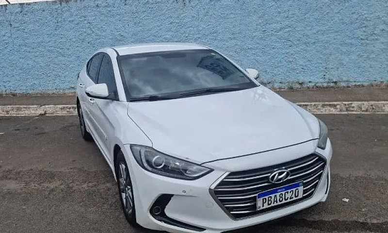 Hyundai Elantra Spec...