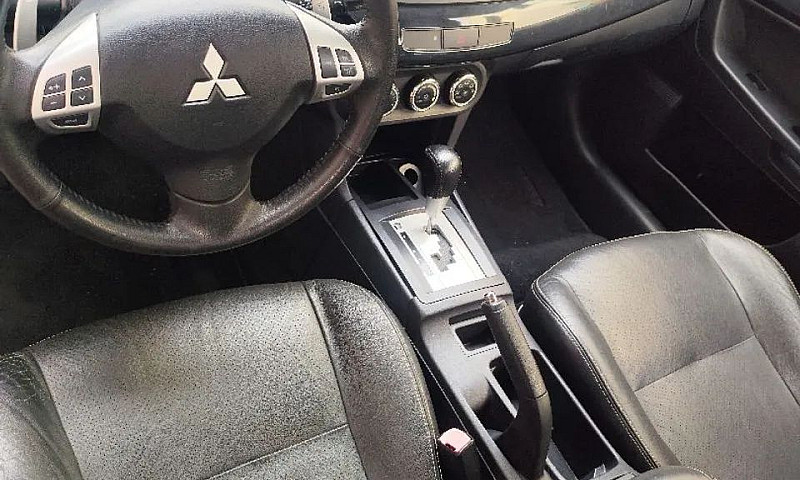 Mitsubishi Lancer 2....