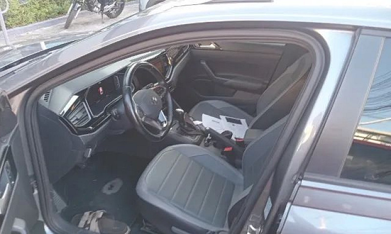 Volkswagen Nivus Hig...