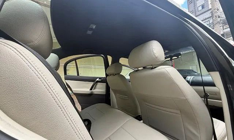 Volkswagen Polo Sed....