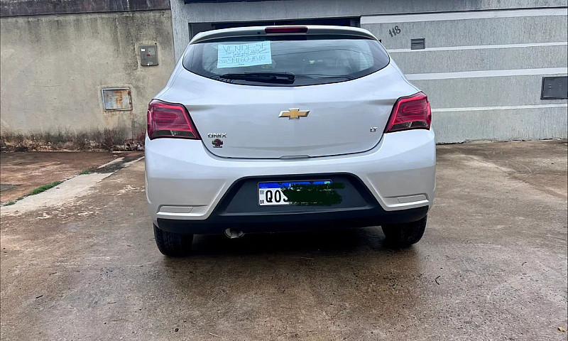 Chevrolet Onix Hatch...