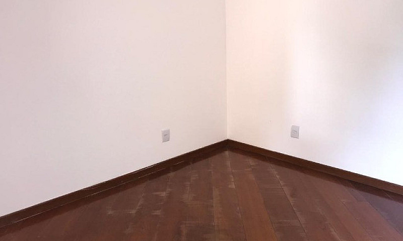 Alugo Casa 3 Quartos...