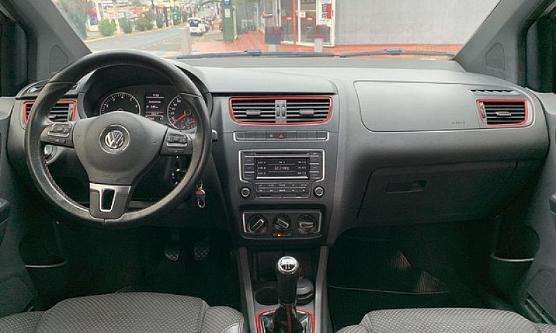 Volkswagen Fox 1.6 M...