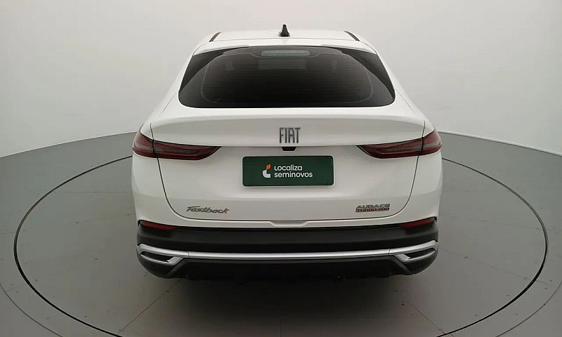 Fiat Fastback 2023 1...