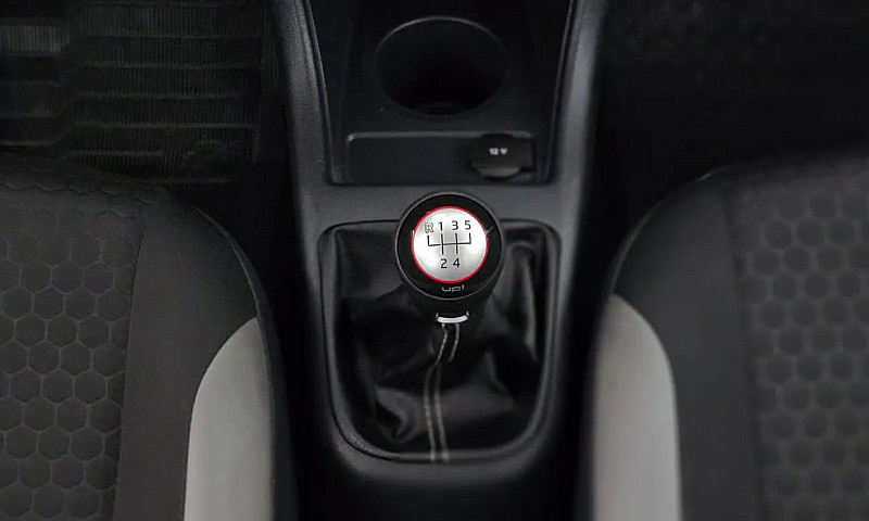 Volkswagen Up! Cross...