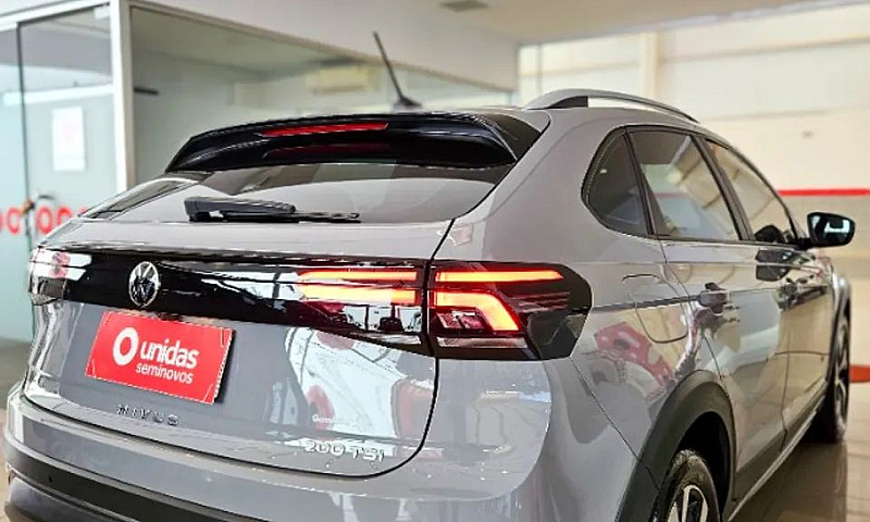 Nivus Highline 1.0 T...