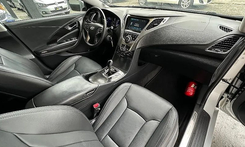 Hyundai Azera 3.0 V6...