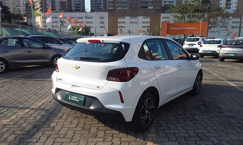 Chevrolet Onix Hatch...