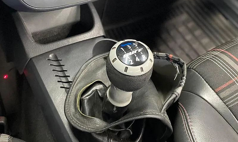 Volkswagen Saveiro S...