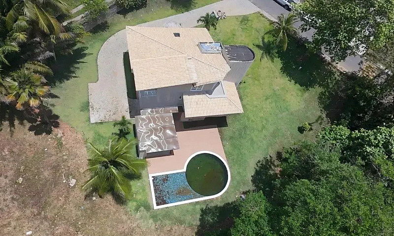 Casa De Condomínio P...