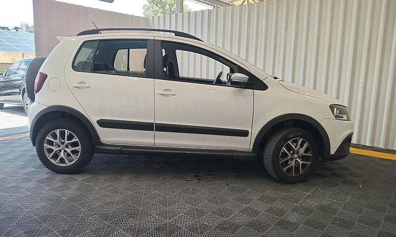 Volkswagen Crossfox ...