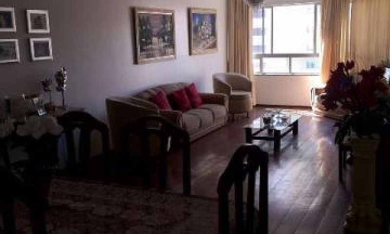 Apartamento, Na Alde...