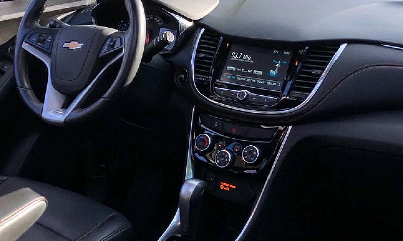 Chevrolet Tracker Mi...