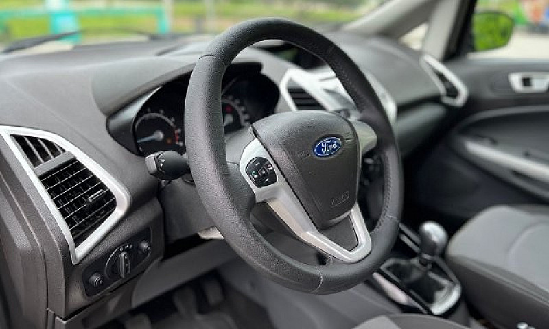Ford Ecosport 2013 1...
