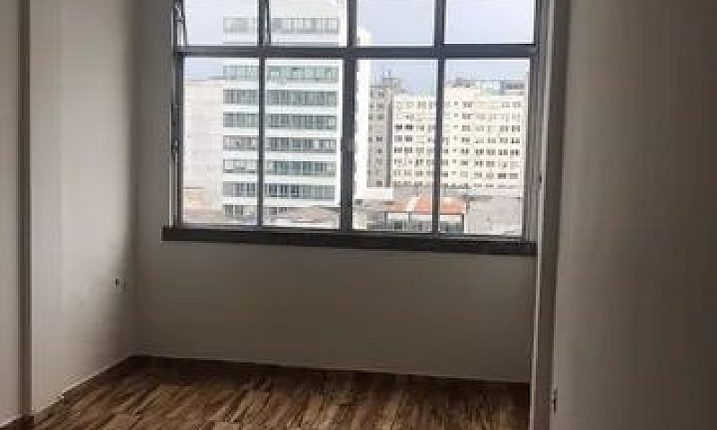 Kitnet Com Espaço Pa...