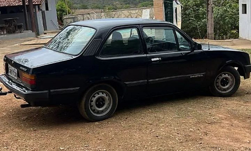 Chevrolet Chevette L...