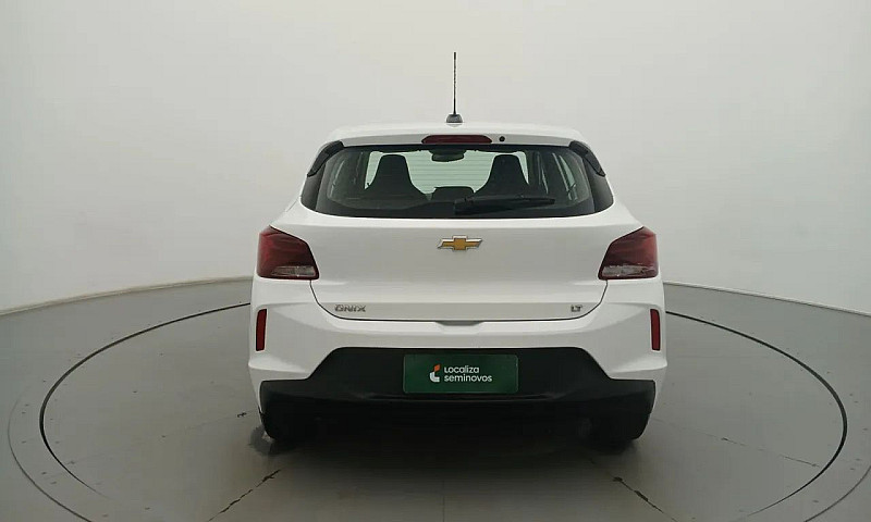 Chevrolet Onix Hatch...