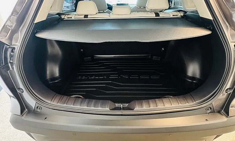 Toyota Corolla Cross...