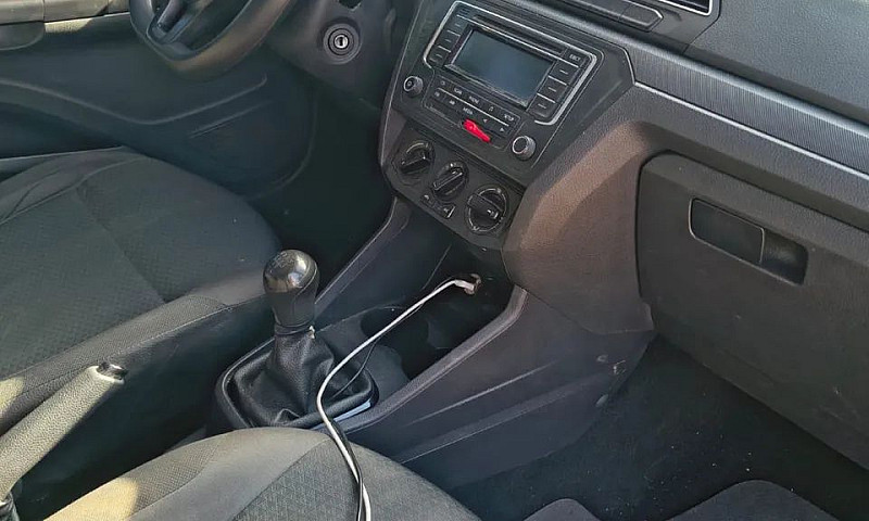 Volkswagen Voyage 1....