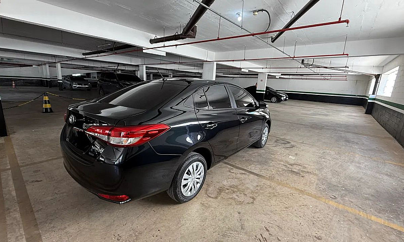 Toyota Yaris Xl Seda...