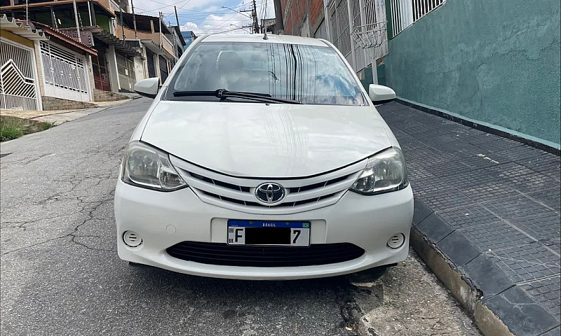 Toyota Etios X Sedan...
