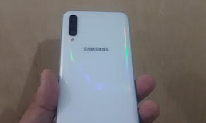 Galaxy A50...
