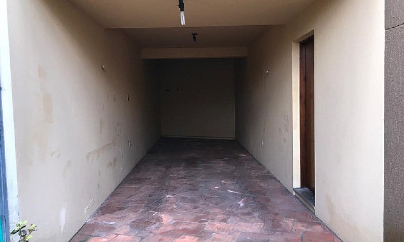 Alugo Casa 3 Quartos...