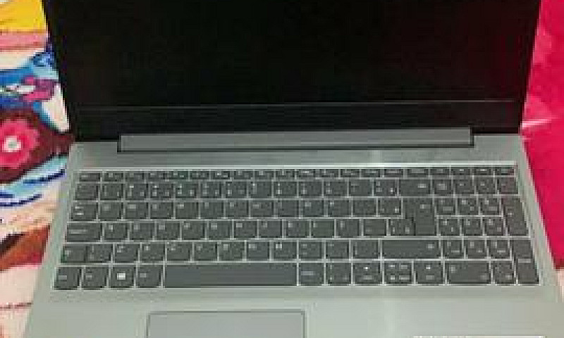Notebook Lenovo...