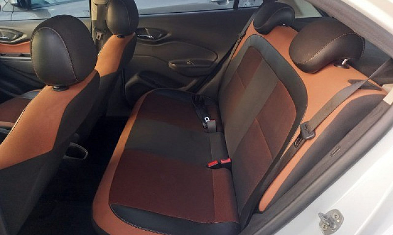 Chevrolet Ônix Activ...