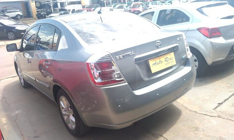 Nissan Sentra S 2.0 ...