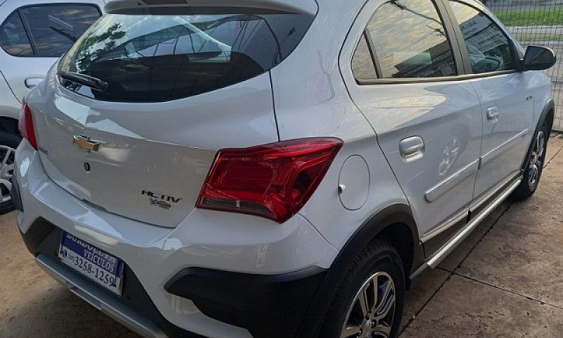 Chevrolet Ônix Activ...