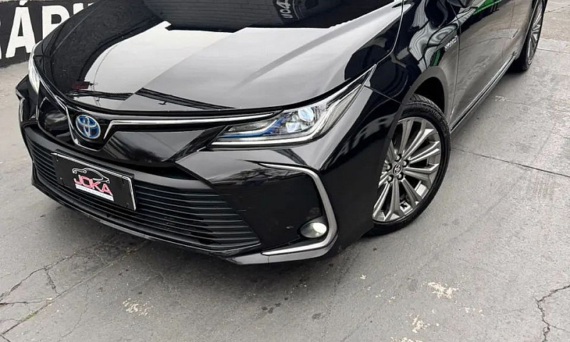 Toyota Corolla Altis...