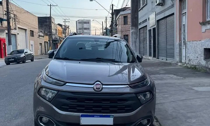 Fiat Toro Freedom 1....