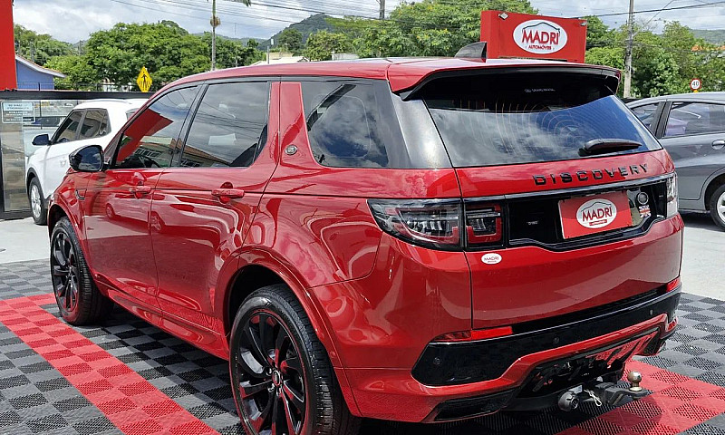 Land Rover Discovery...