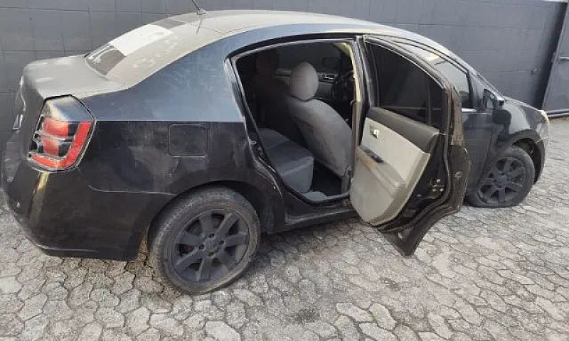 Nissan Sentra S 2.0/...