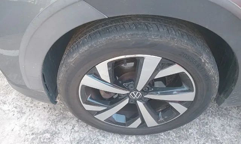 Volkswagen Nivus Hig...