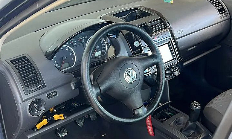 Volkswagen Polo Seda...