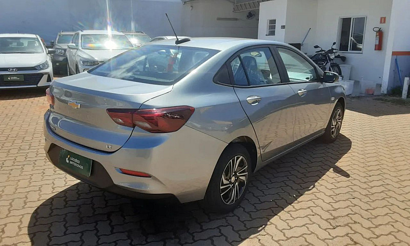 Chevrolet Onix Plus ...