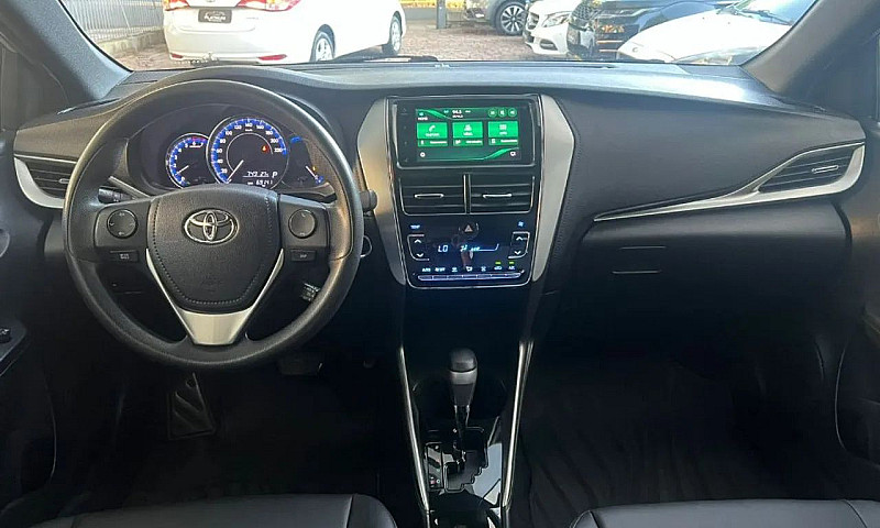 Toyota Yaris Xl Plus...